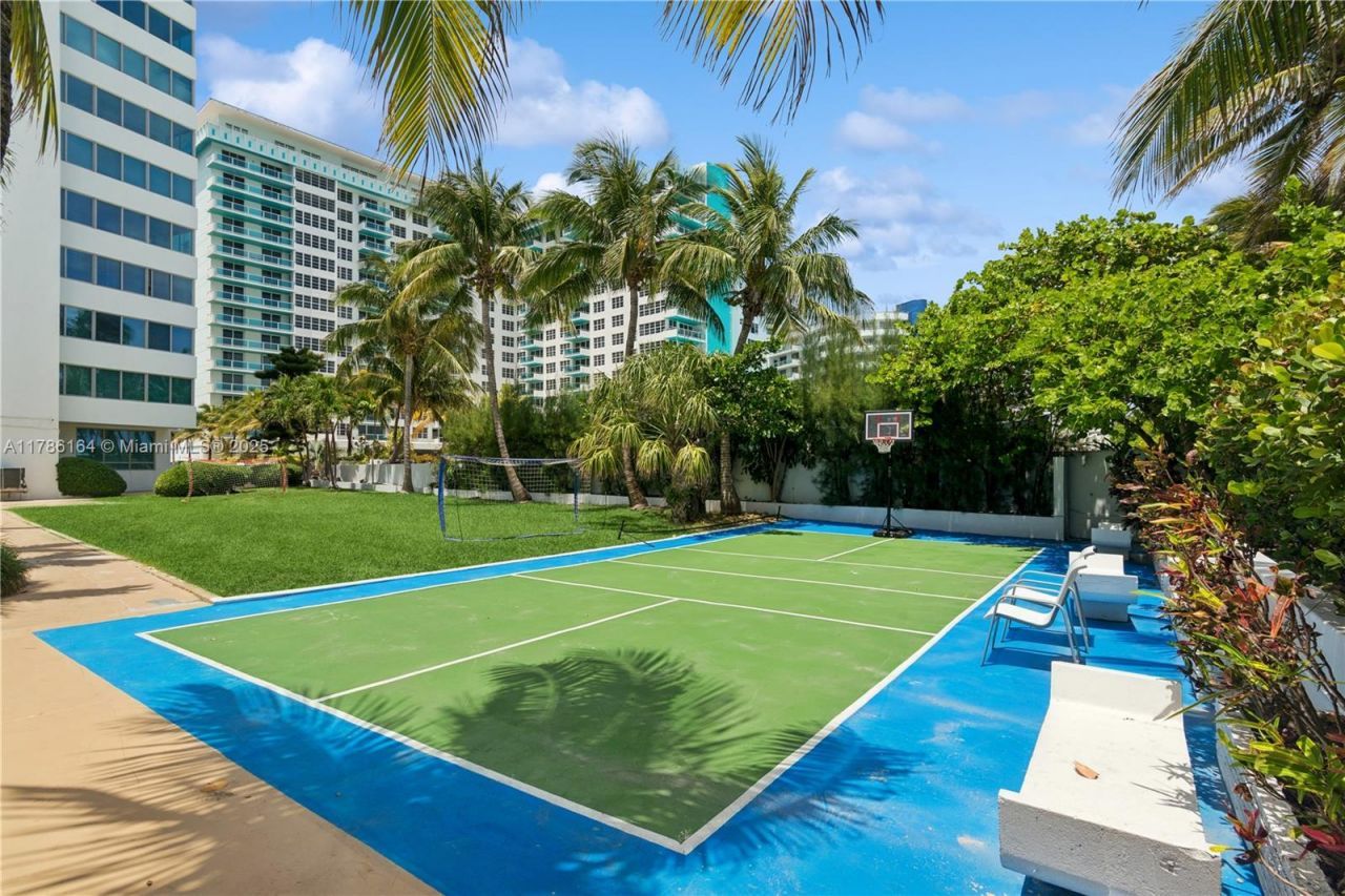 5055 Collins Ave, Unit 10J, Miami Beach, FL 33140 Photo