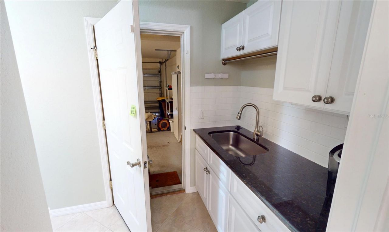 327 Monaco Drive, Unit 12, Punta Gorda, FL 33950 Photo