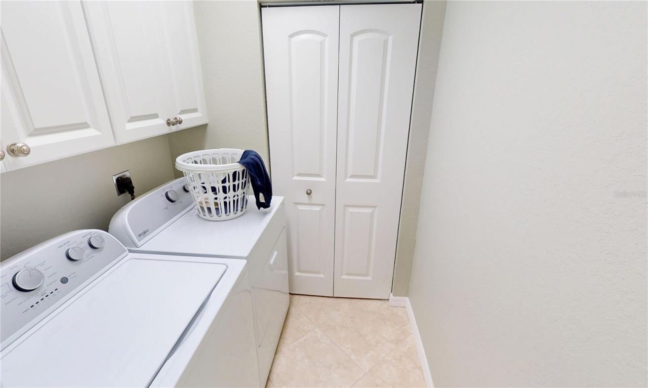 327 Monaco Drive, Unit 12, Punta Gorda, FL 33950 Photo