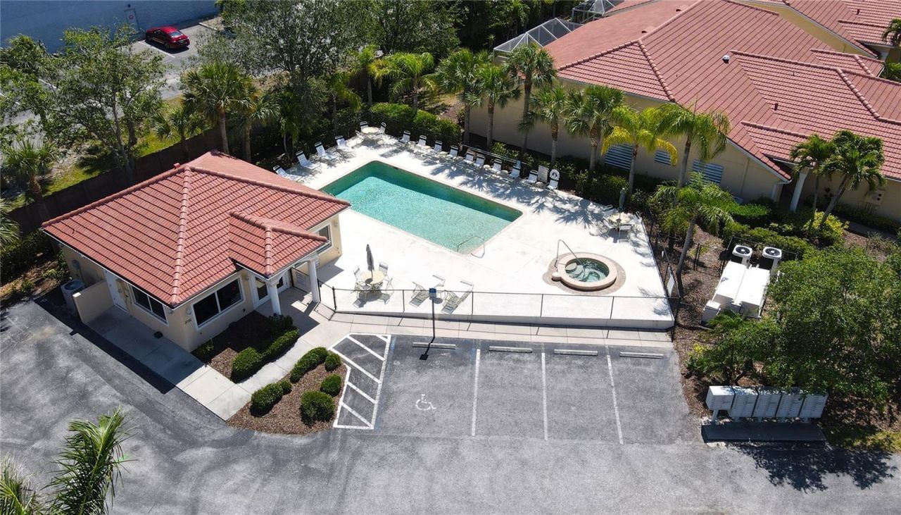 327 Monaco Drive, Unit 12, Punta Gorda, FL 33950 Photo