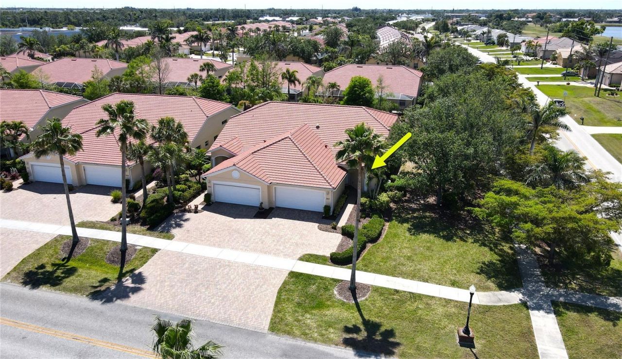 327 Monaco Drive, Unit 12, Punta Gorda, FL 33950 Photo