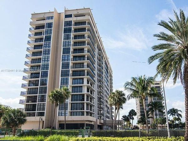 2049 S Ocean Dr, Unit PH1, Hallandale Beach, FL 33009