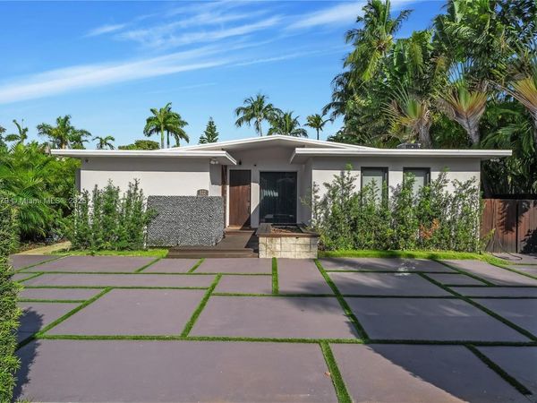 Miami Beach, FL 33139