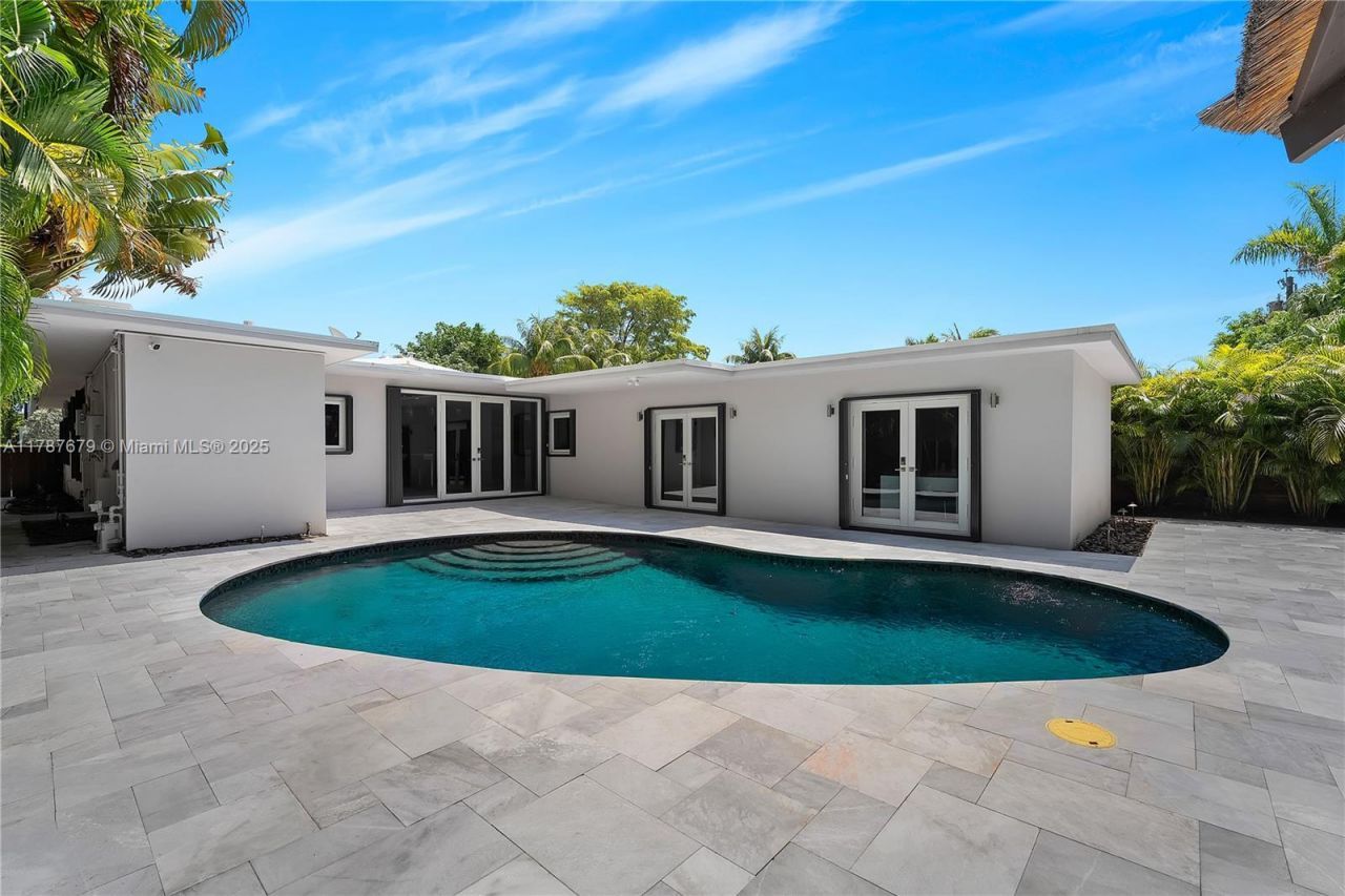 Please Call For Address, Miami Beach, FL 33139 Photo