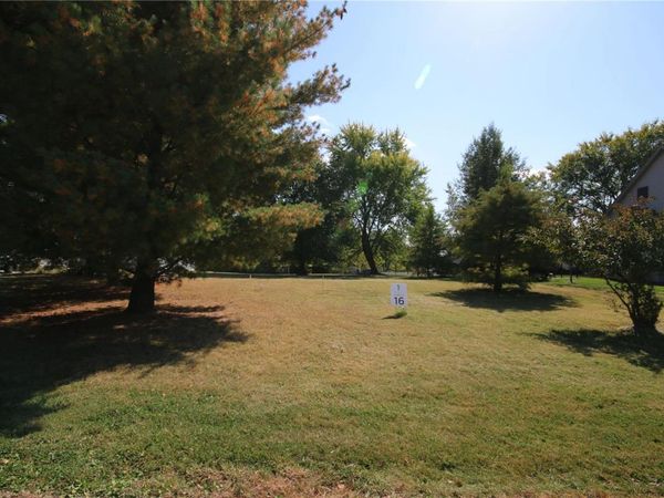 828 Nancy Lane, Weldon Spring, MO 63304