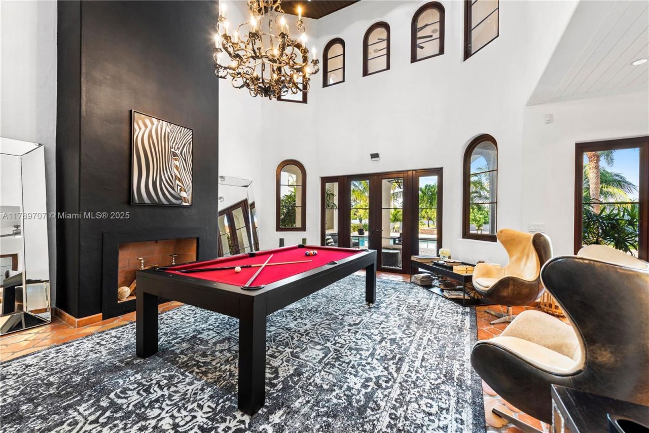 1201 NE 83rd St, Miami, FL 33138 Photo