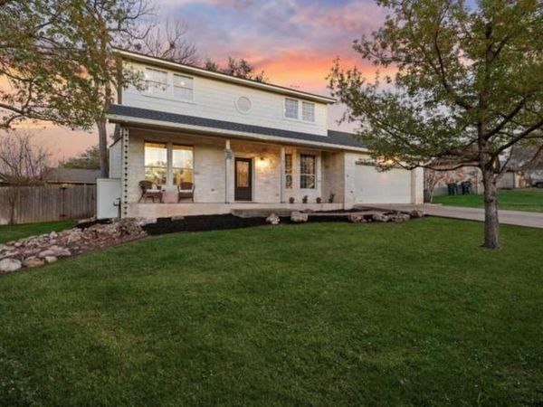 302 Deepwood DR, Georgetown, TX 78628