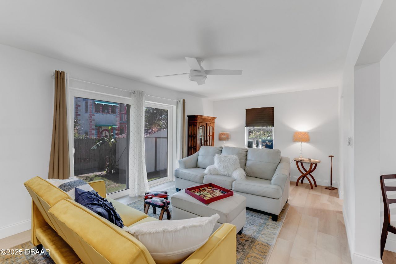 426 Flushing Avenue, Daytona Beach, FL 32118 Photo