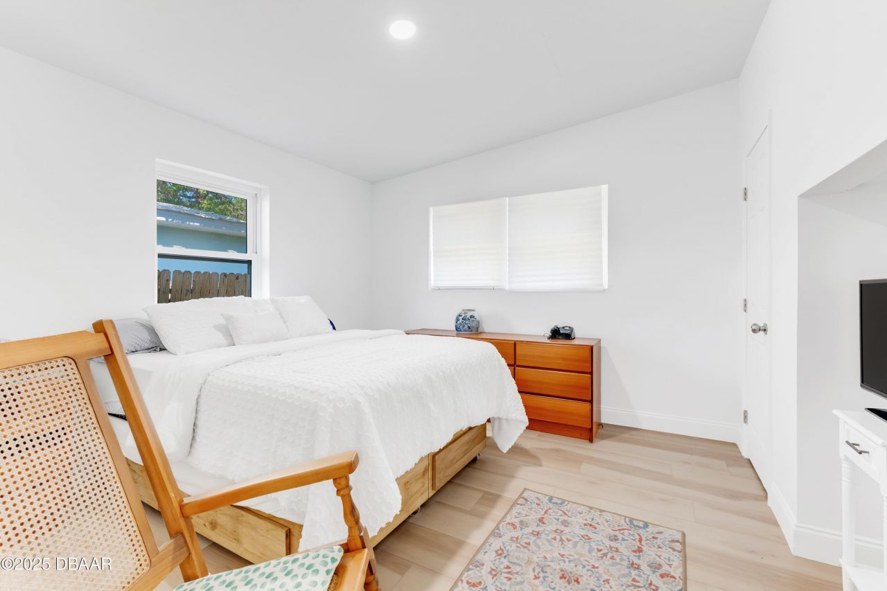 426 Flushing Avenue, Daytona Beach, FL 32118 Photo