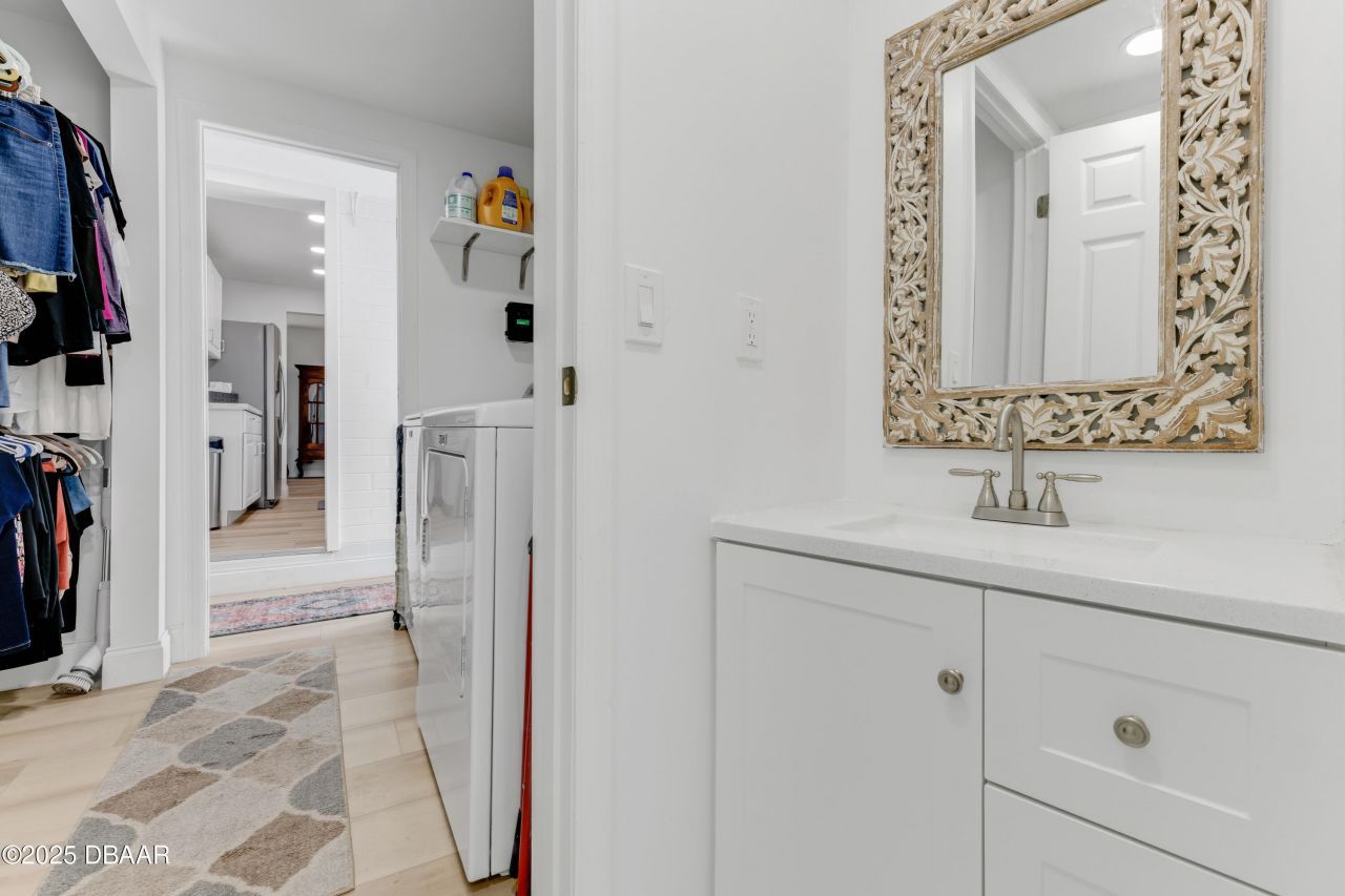 426 Flushing Avenue, Daytona Beach, FL 32118 Photo