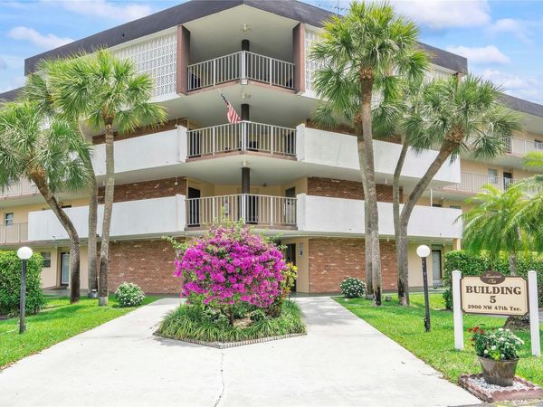 2900 NW 47th Terrace, Unit 303b, Lauderdale Lakes, FL 33313