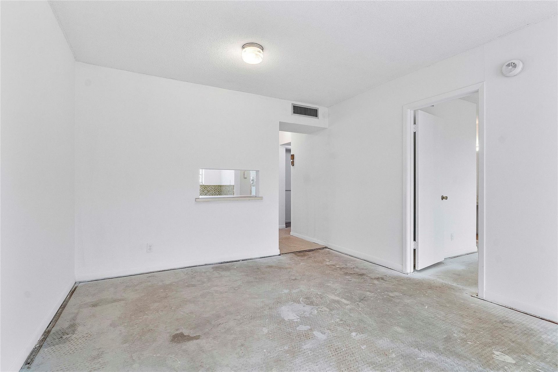 2900 NW 47th Terrace, Unit 303b, Lauderdale Lakes, FL 33313 Photo