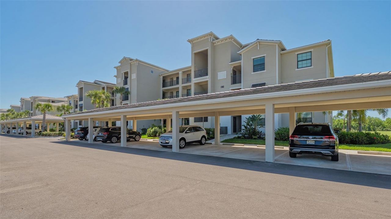 17902 Gawthrop Drive, Unit 402, Lakewood Ranch, FL 34211 Photo