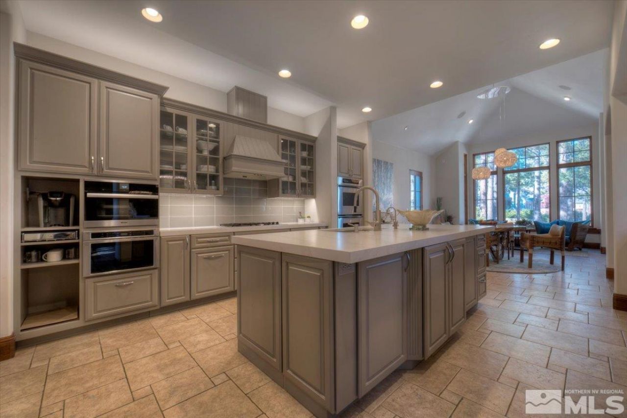 6090 Lake Geneva Drive, Reno, NV 89511 Photo