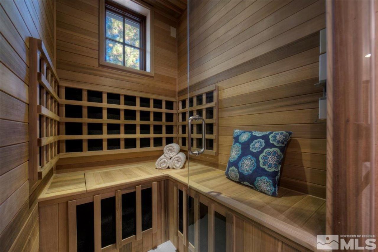 6090 Lake Geneva Drive, Reno, NV 89511 Photo