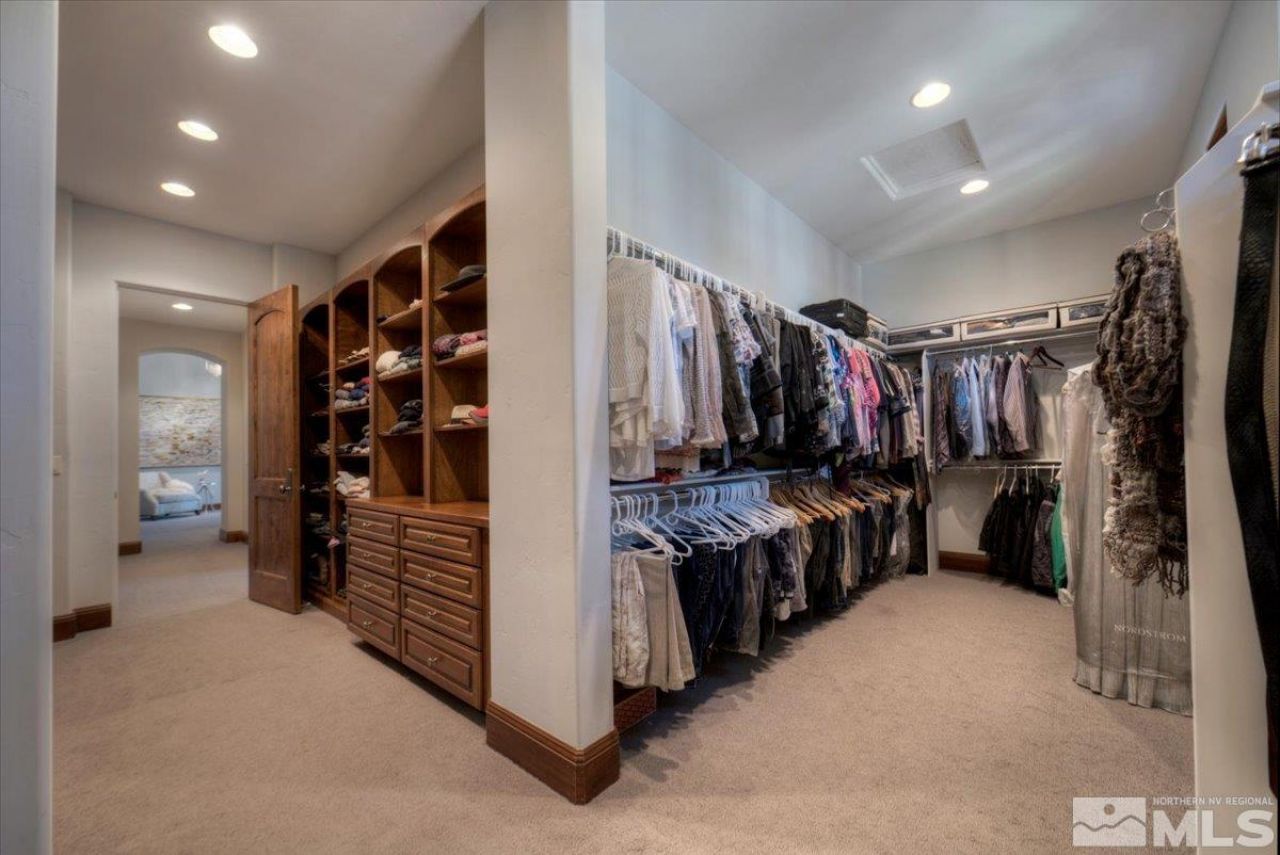 6090 Lake Geneva Drive, Reno, NV 89511 Photo