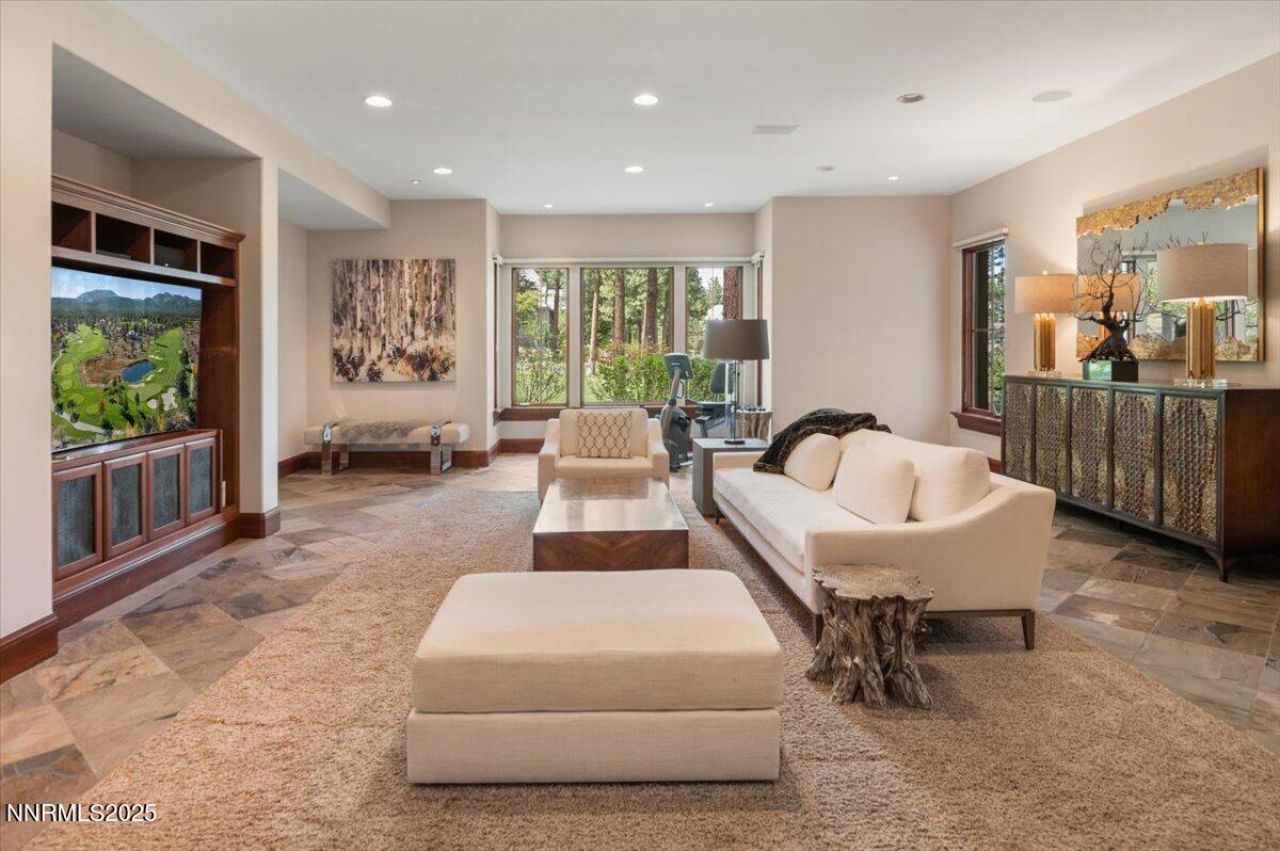 6090 Lake Geneva Drive, Reno, NV 89511 Photo