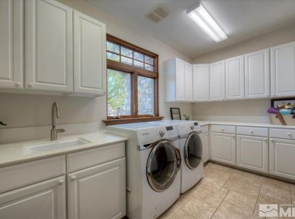 6090 Lake Geneva Drive, Reno, NV 89511 Photo