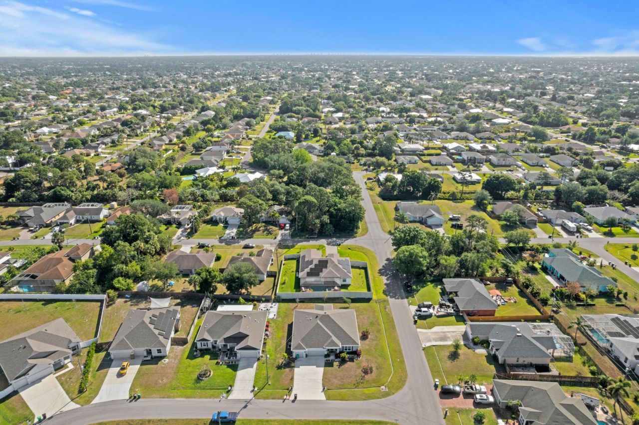 1501 SW Neponset Road, Port Saint Lucie, FL 34953 Photo