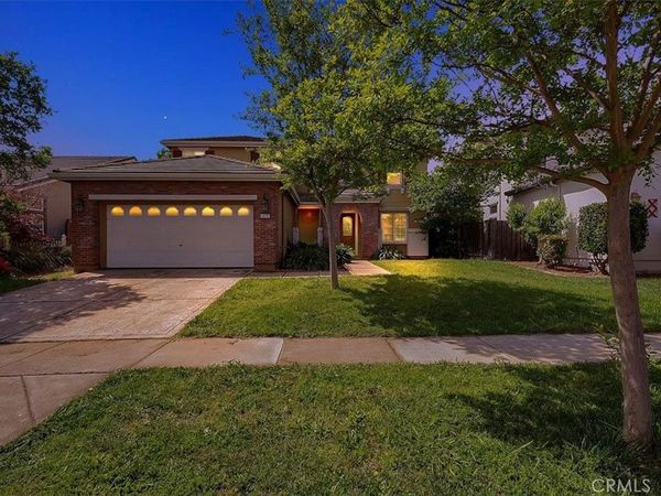 1670 Guildford Way, Plumas Lake, CA 95961