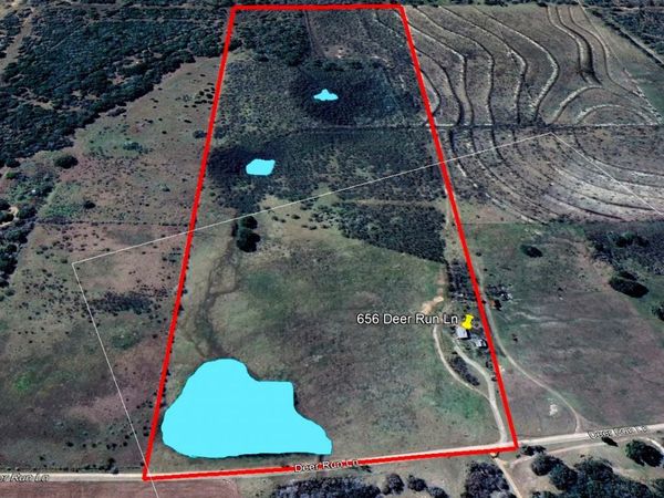 656 Deer Run LN, Yorktown, TX 78164