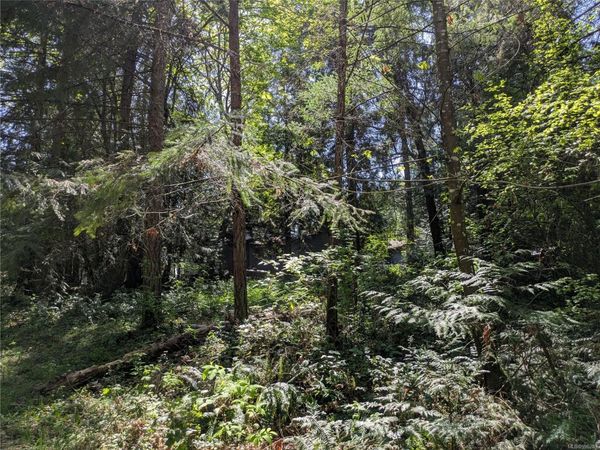 35 Captain Morgans Blvd, Protection Island, BC V9R 6R1