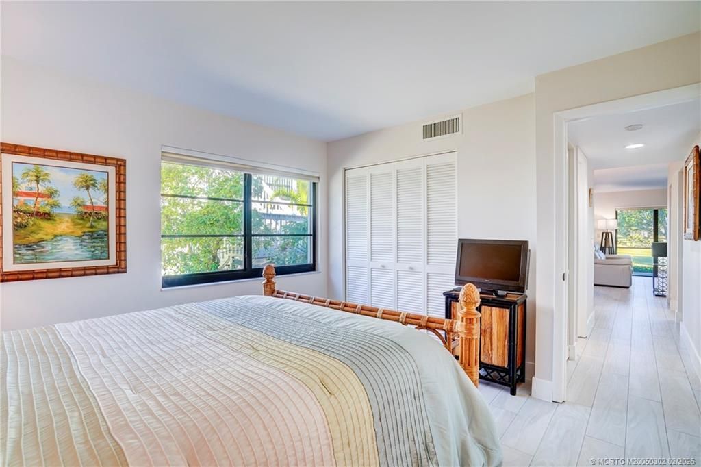 331 NE Golfview Circle, Stuart, FL 34996 Photo