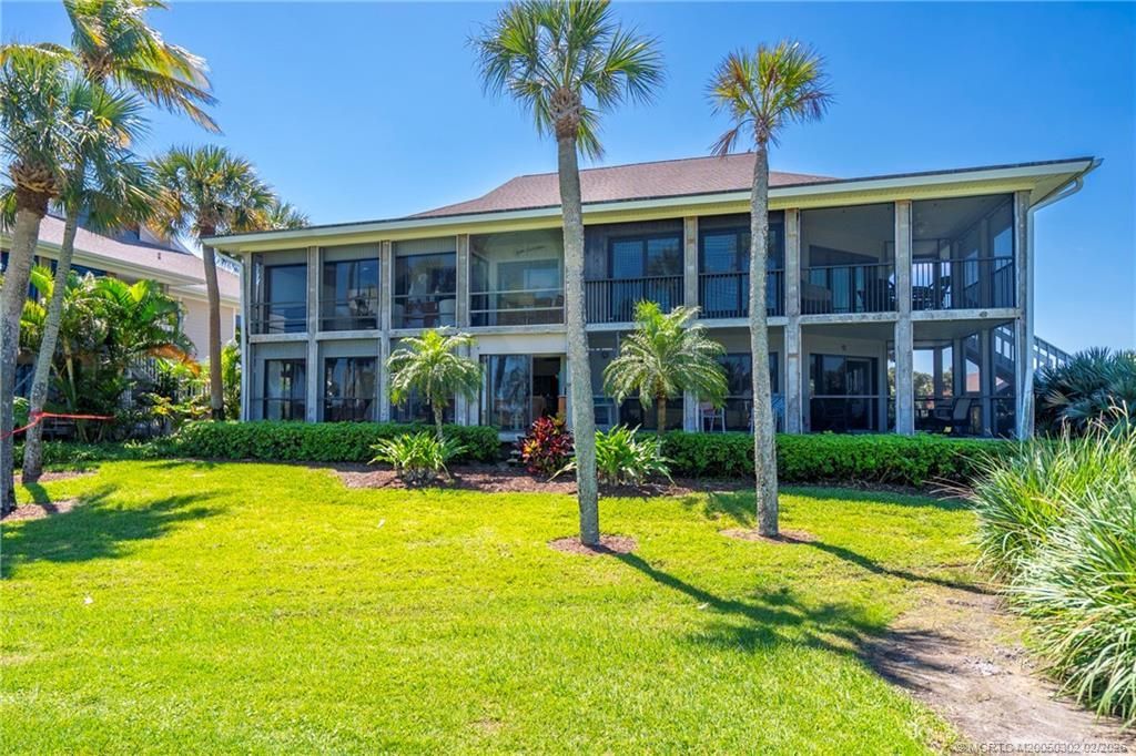 331 NE Golfview Circle, Stuart, FL 34996 Photo