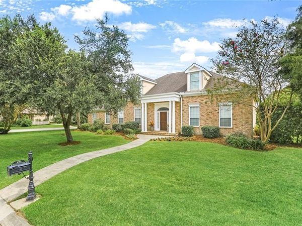 174 ENGLISH TURN Drive, New Orleans, LA 70131