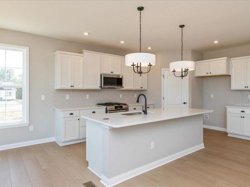 8371 Spenwood Way, Sunbury, OH 43074 Photo 3