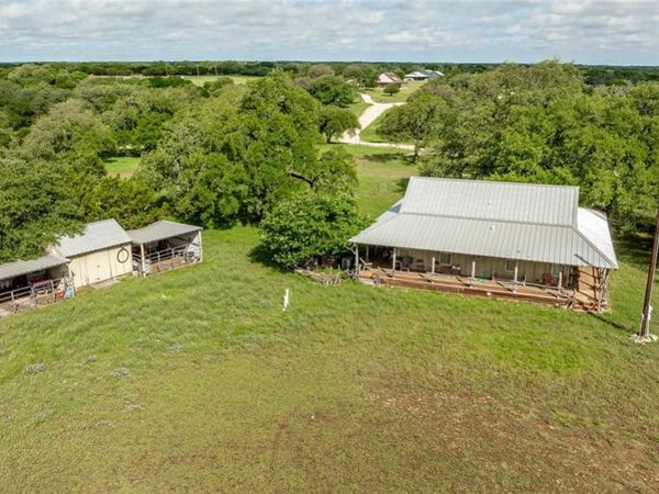 1333 Private Road 2120, Meridian, TX 76665