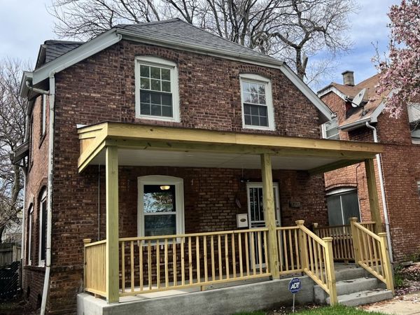 8720 S Michigan Avenue, Chicago, IL 60619