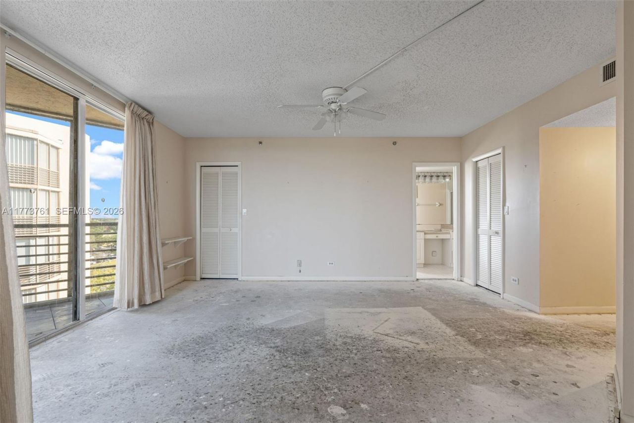 7200 Radice Ct, Unit 709, Lauderhill, FL 33319 Photo