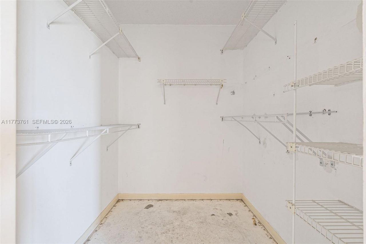 7200 Radice Ct, Unit 709, Lauderhill, FL 33319 Photo