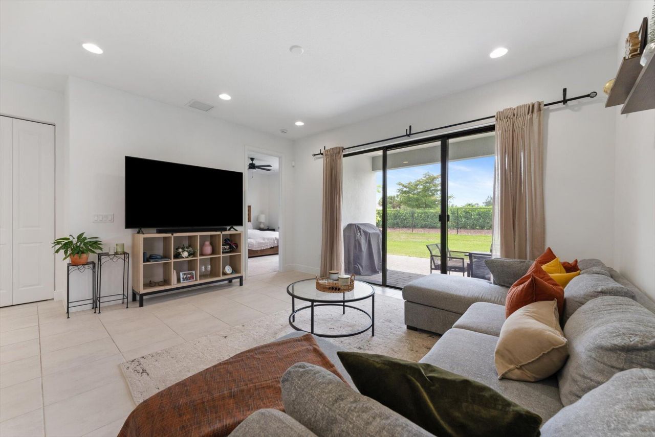 16390 Sea Turtle Place, The Acreage, FL 33470 Photo