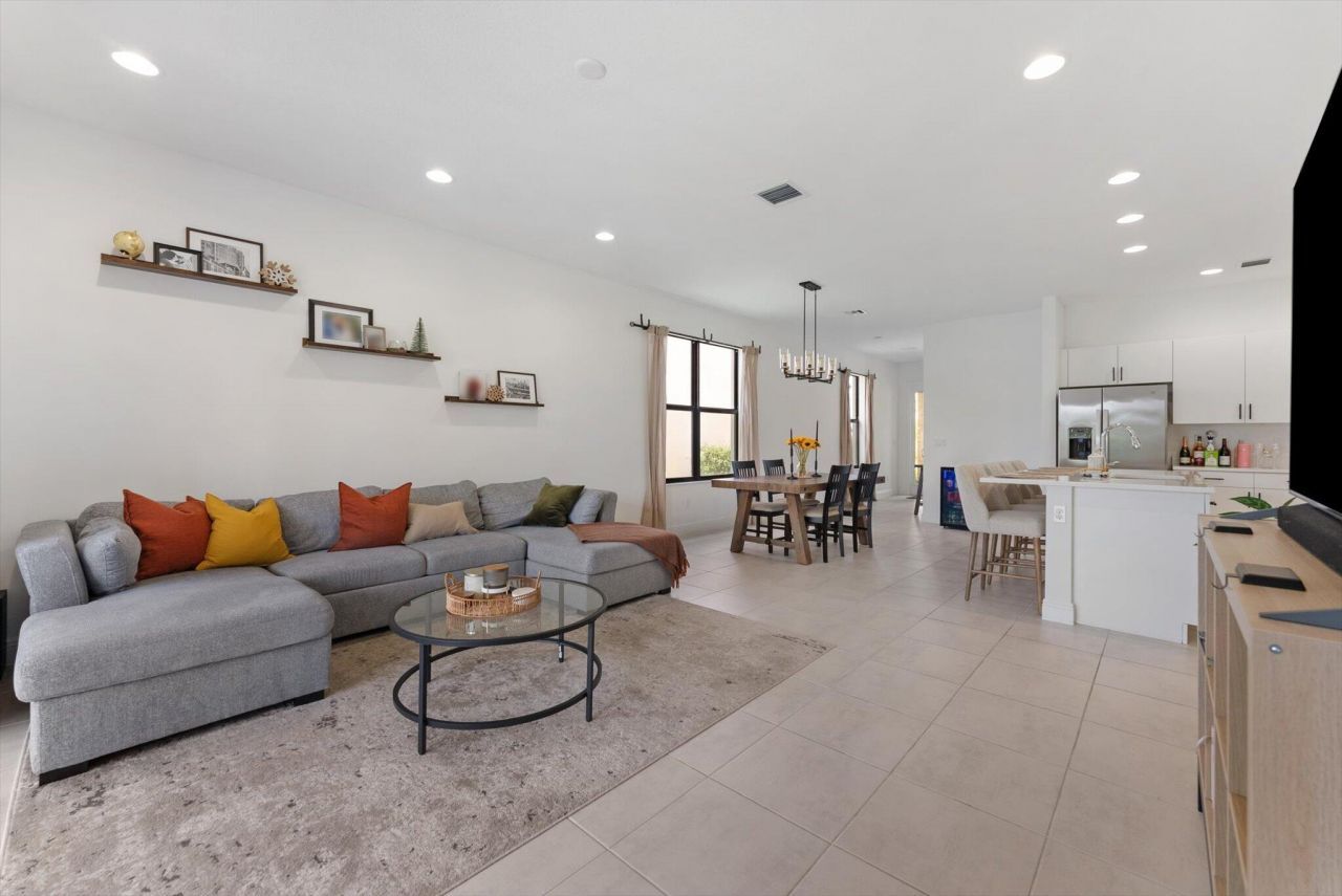 16390 Sea Turtle Place, The Acreage, FL 33470 Photo