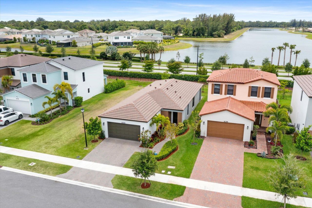 16390 Sea Turtle Place, The Acreage, FL 33470 Photo