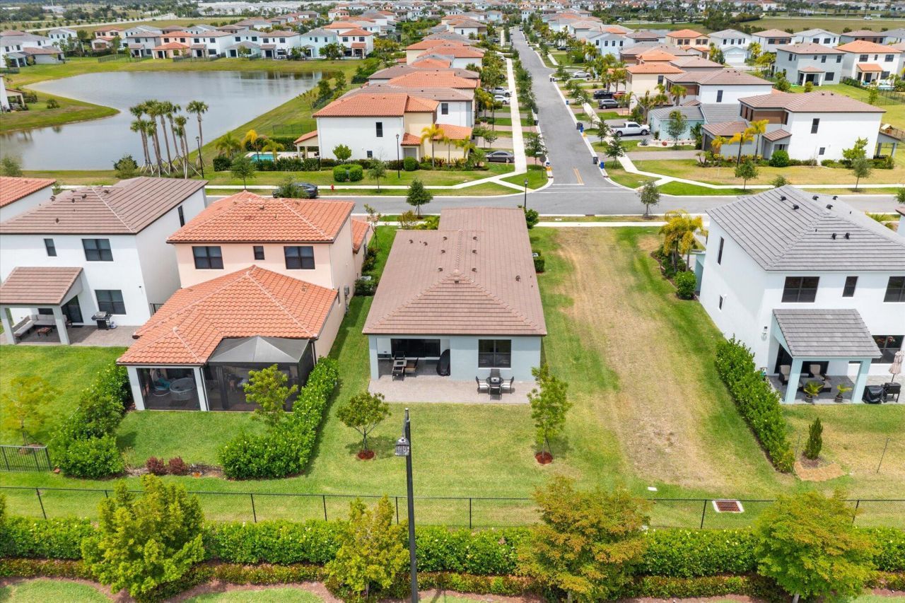 16390 Sea Turtle Place, The Acreage, FL 33470 Photo