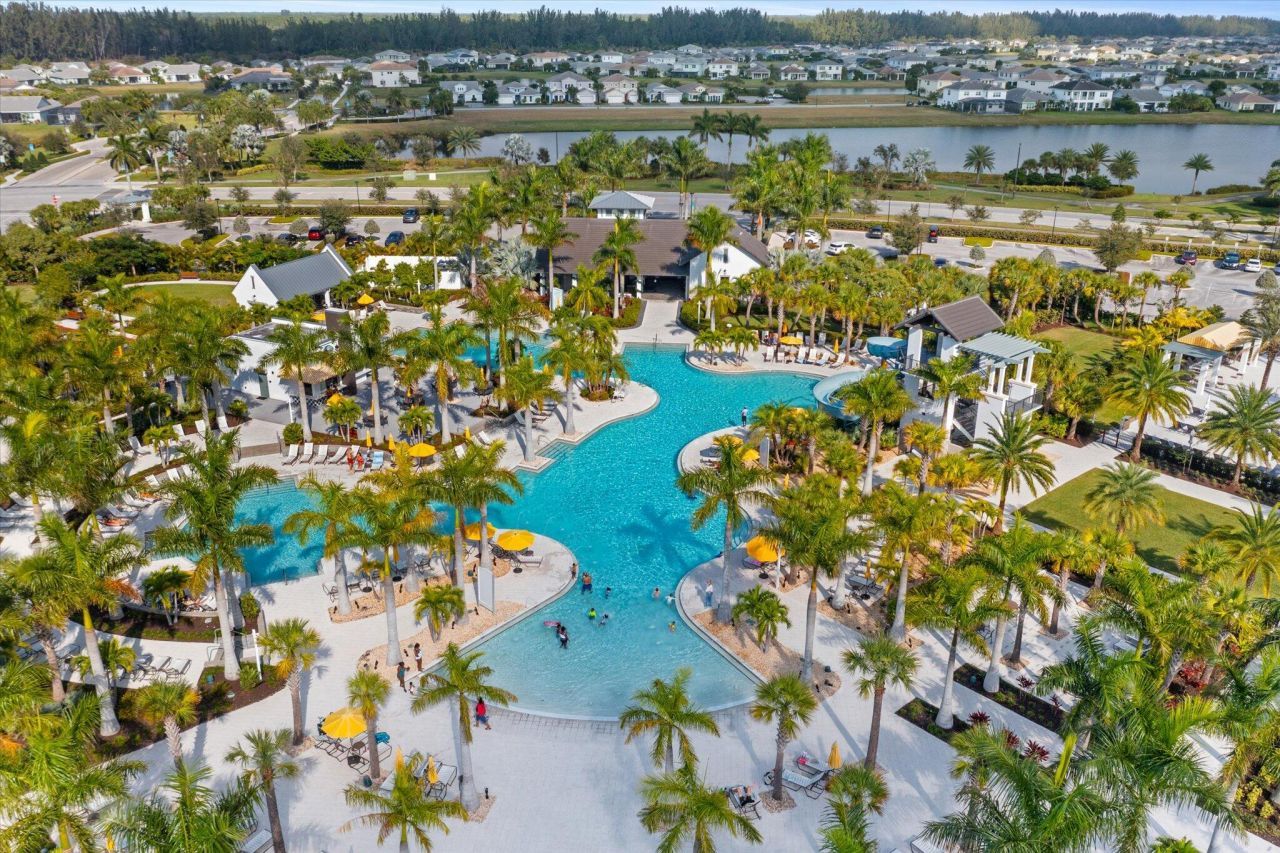 16390 Sea Turtle Place, The Acreage, FL 33470 Photo