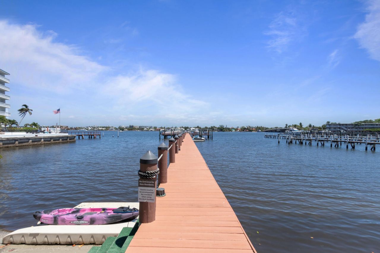 316 N Lake Drive, Lantana, FL 33462 Photo