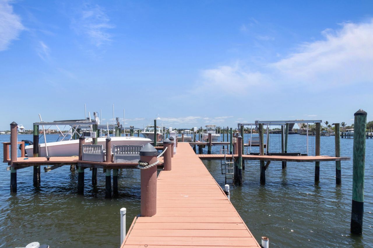 316 N Lake Drive, Lantana, FL 33462 Photo