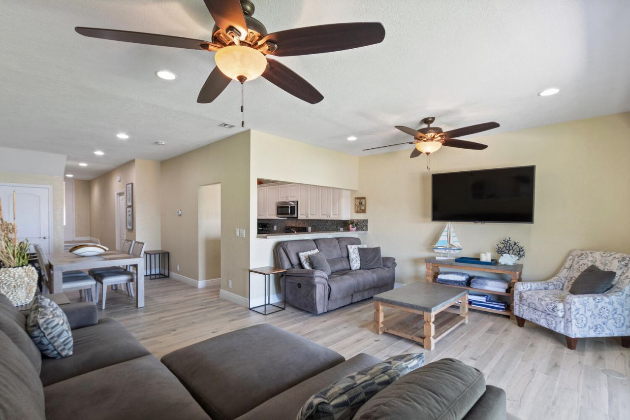 316 N Lake Drive, Lantana, FL 33462 Photo