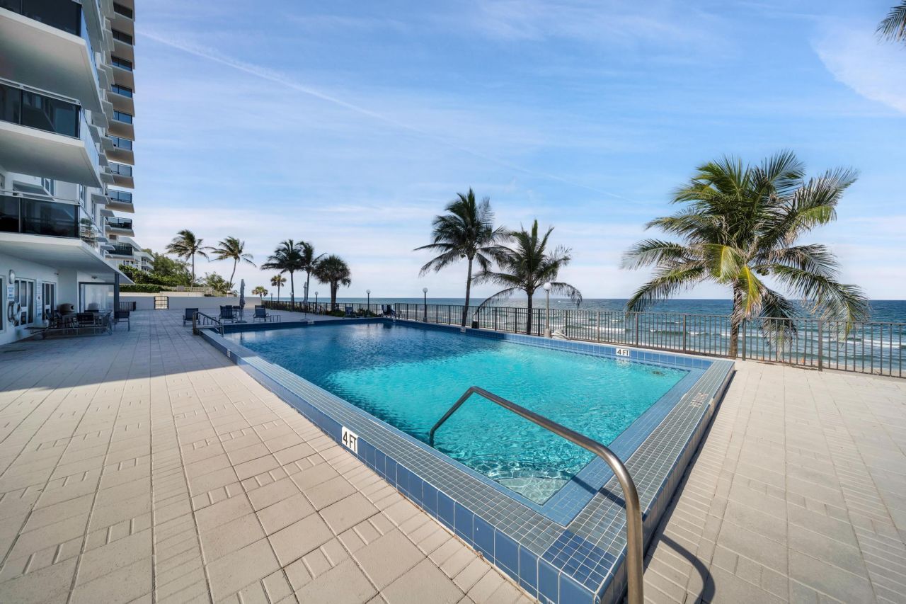 2066 N Ocean Boulevard, Unit 12ne, Boca Raton, FL 33431 Photo