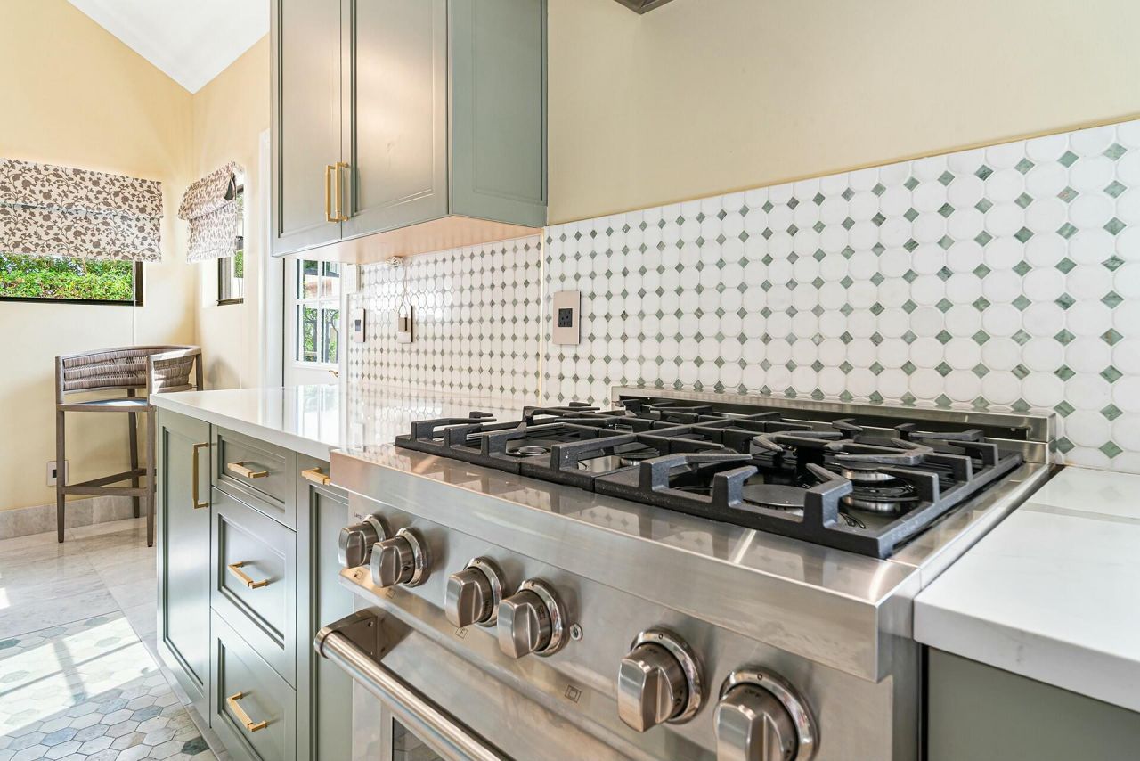 3714 S Olive Avenue, West Palm Beach, FL 33405 Photo