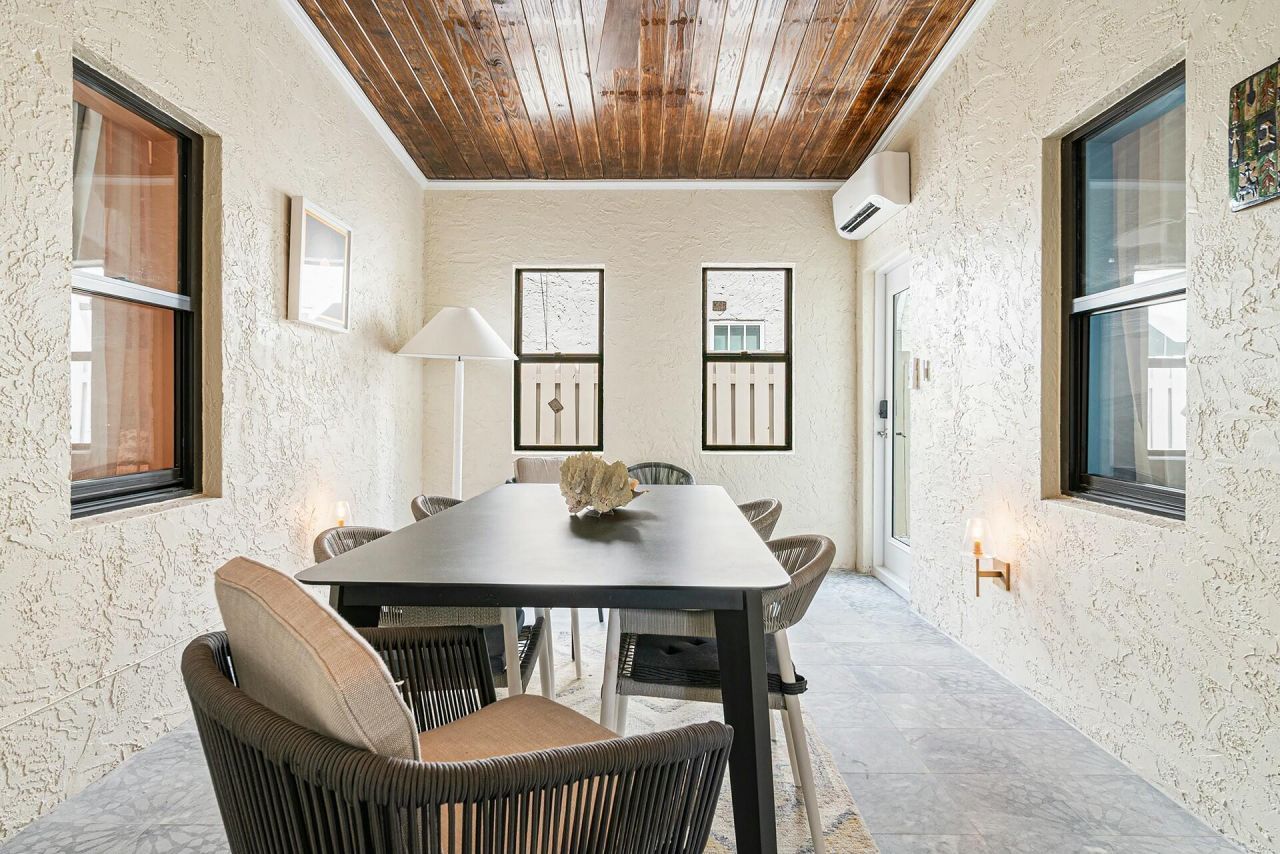 3714 S Olive Avenue, West Palm Beach, FL 33405 Photo