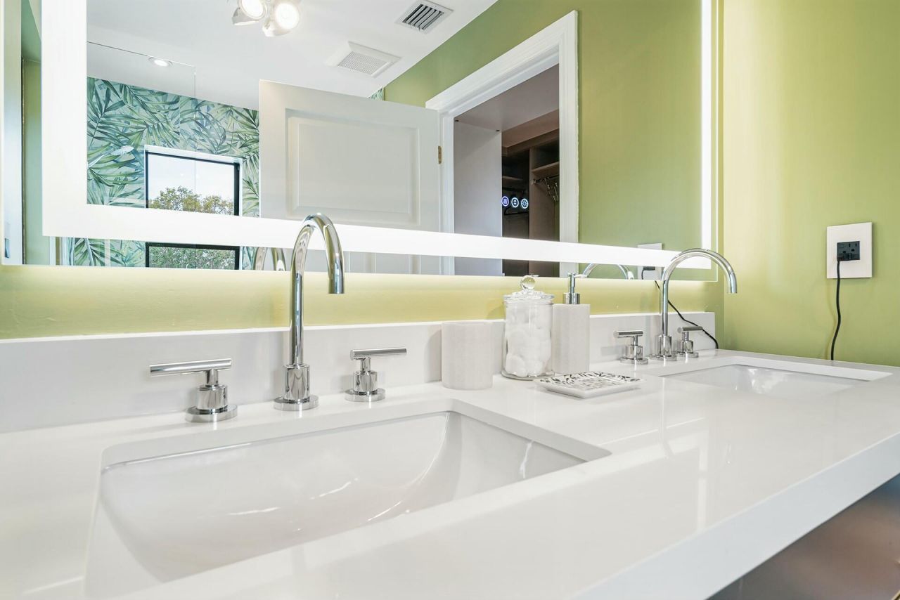 3714 S Olive Avenue, West Palm Beach, FL 33405 Photo