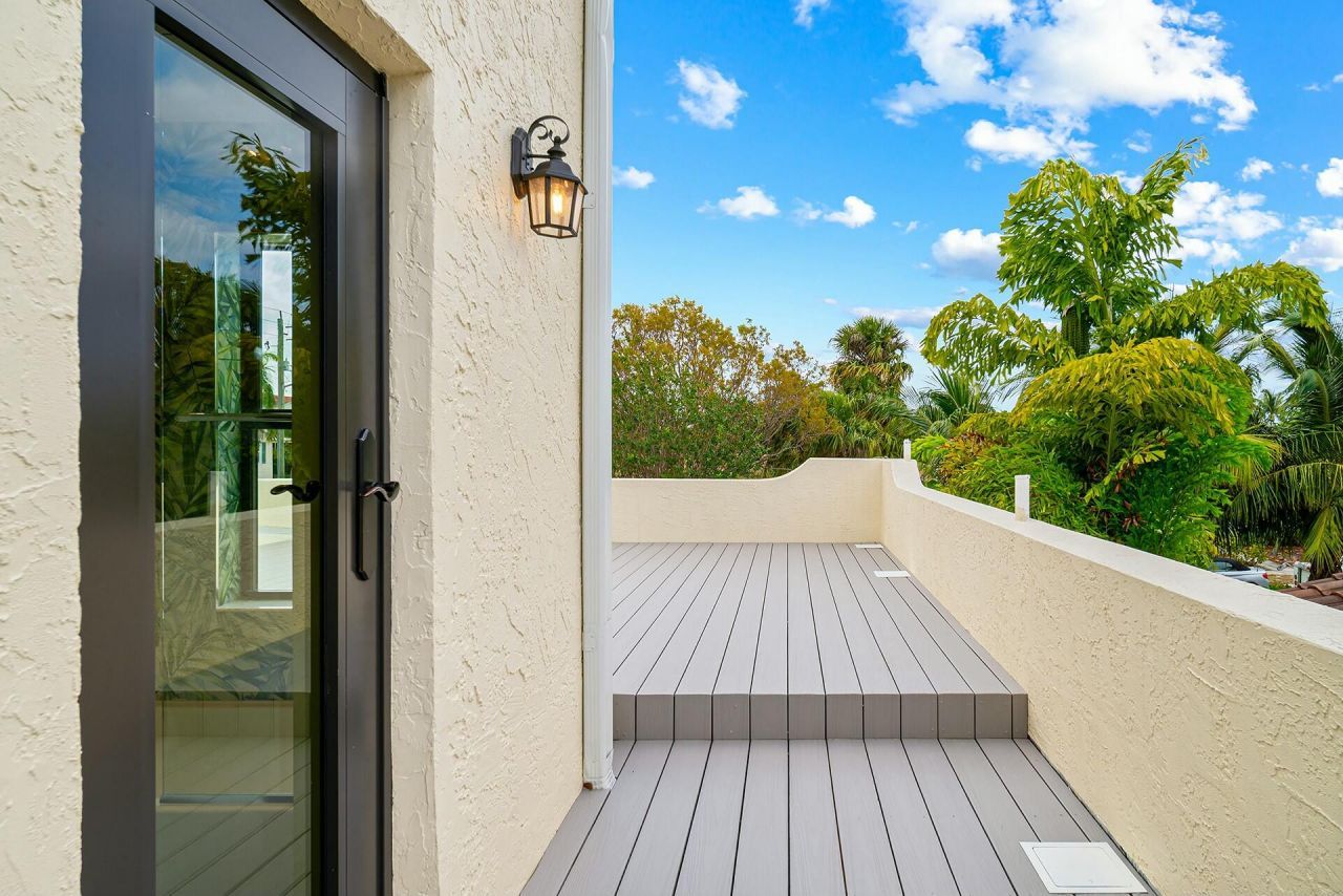 3714 S Olive Avenue, West Palm Beach, FL 33405 Photo