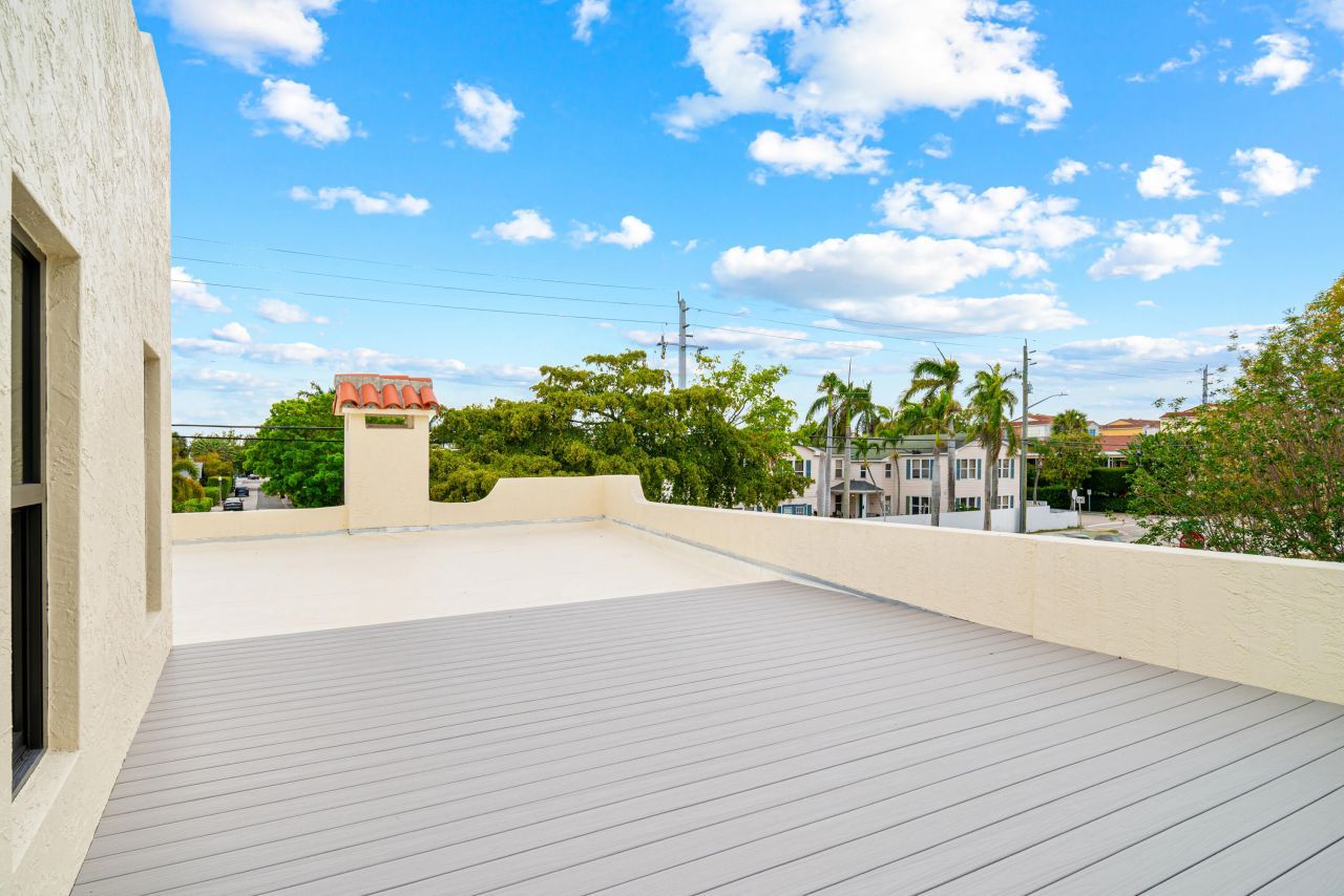 3714 S Olive Avenue, West Palm Beach, FL 33405 Photo