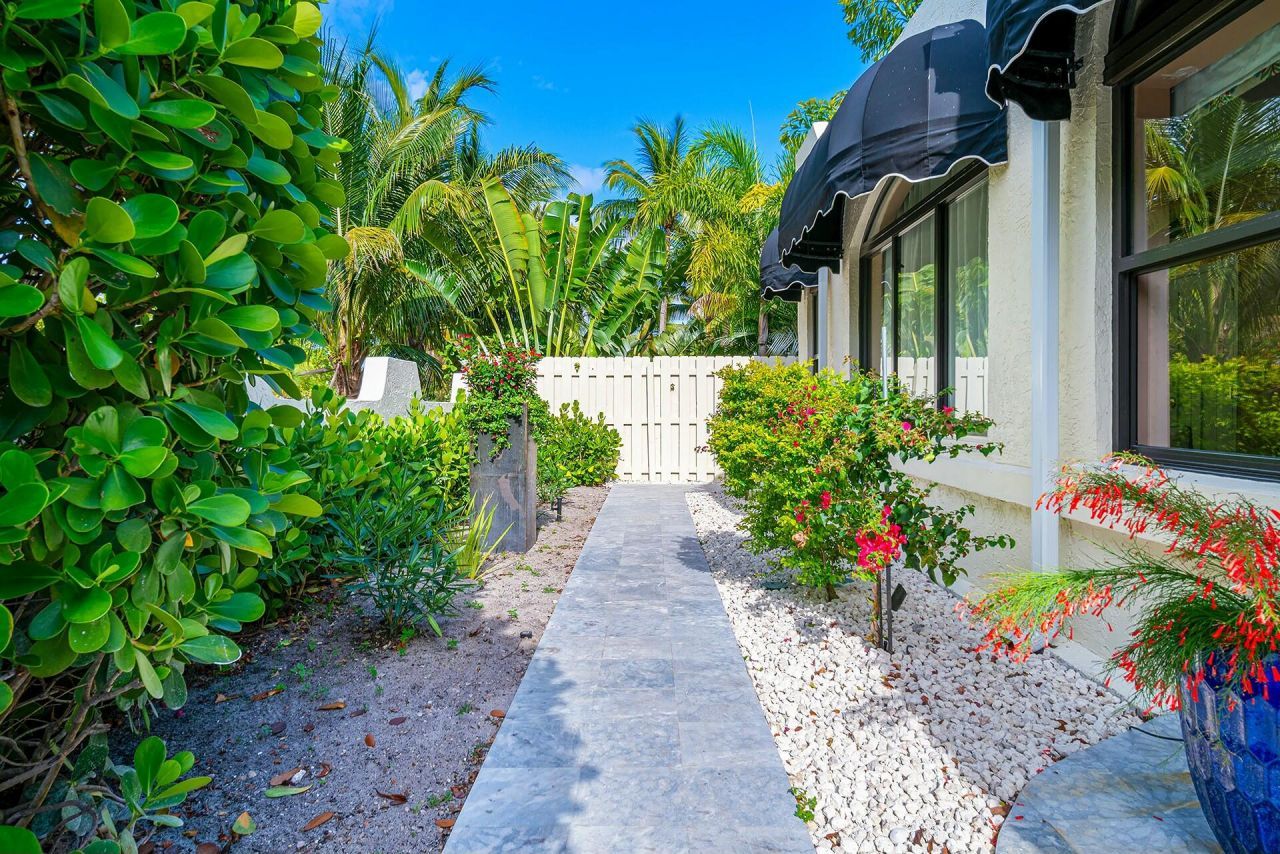 3714 S Olive Avenue, West Palm Beach, FL 33405 Photo