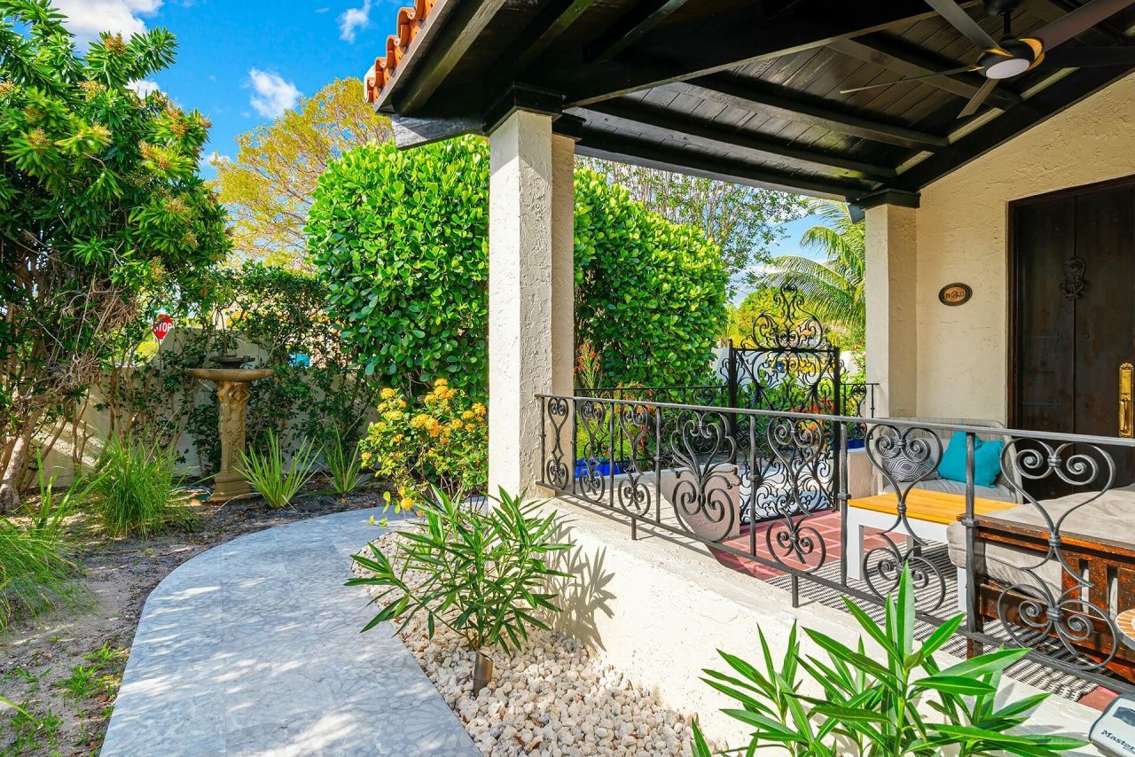 3714 S Olive Avenue, West Palm Beach, FL 33405 Photo